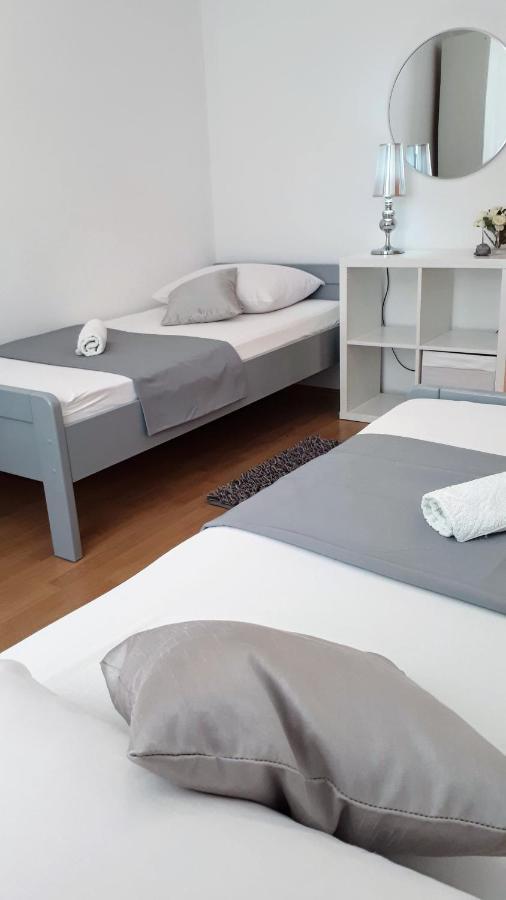 Apartments Katarina Žaborić Extérieur photo
